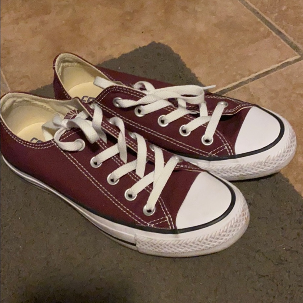 Red converse